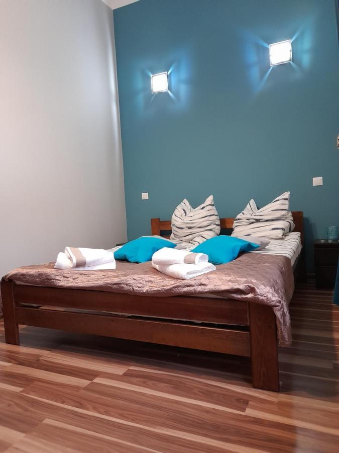 Mieszkanie Z Widokiem Na Park -Cieplice Slaskie Zdroj Apartment Jelenia Góra Exterior foto